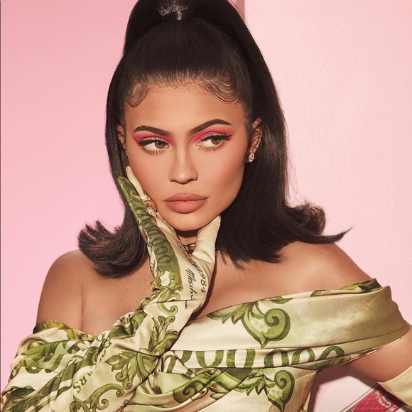 Meet your Posher, Amara - Picture 1 of 1